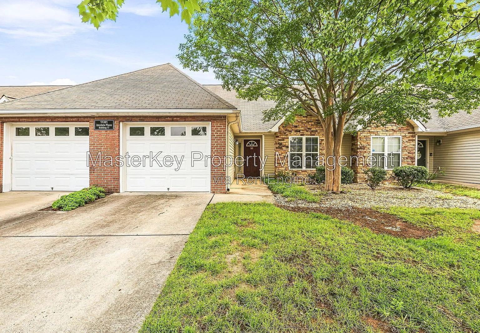 2 bed, 2.0 bath, 1291 sqft, $1,700 — Photo 2