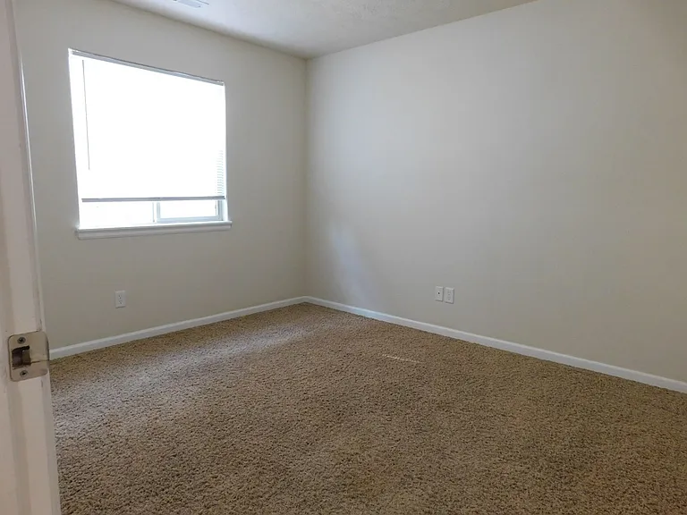 2929 Joan Way — Photo 16