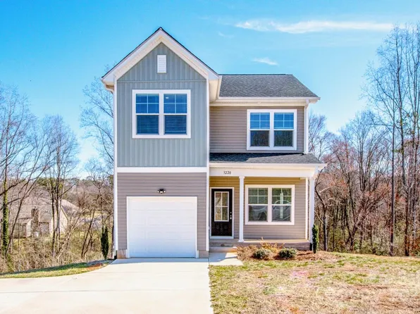 3220 5th Street Ct NE, Hickory, NC 28601