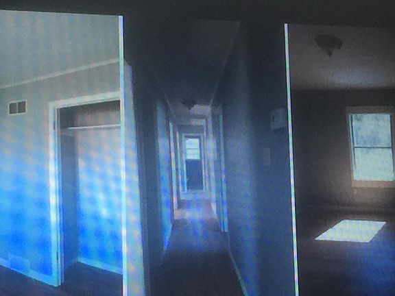 4th image of 1063 Canary Ln