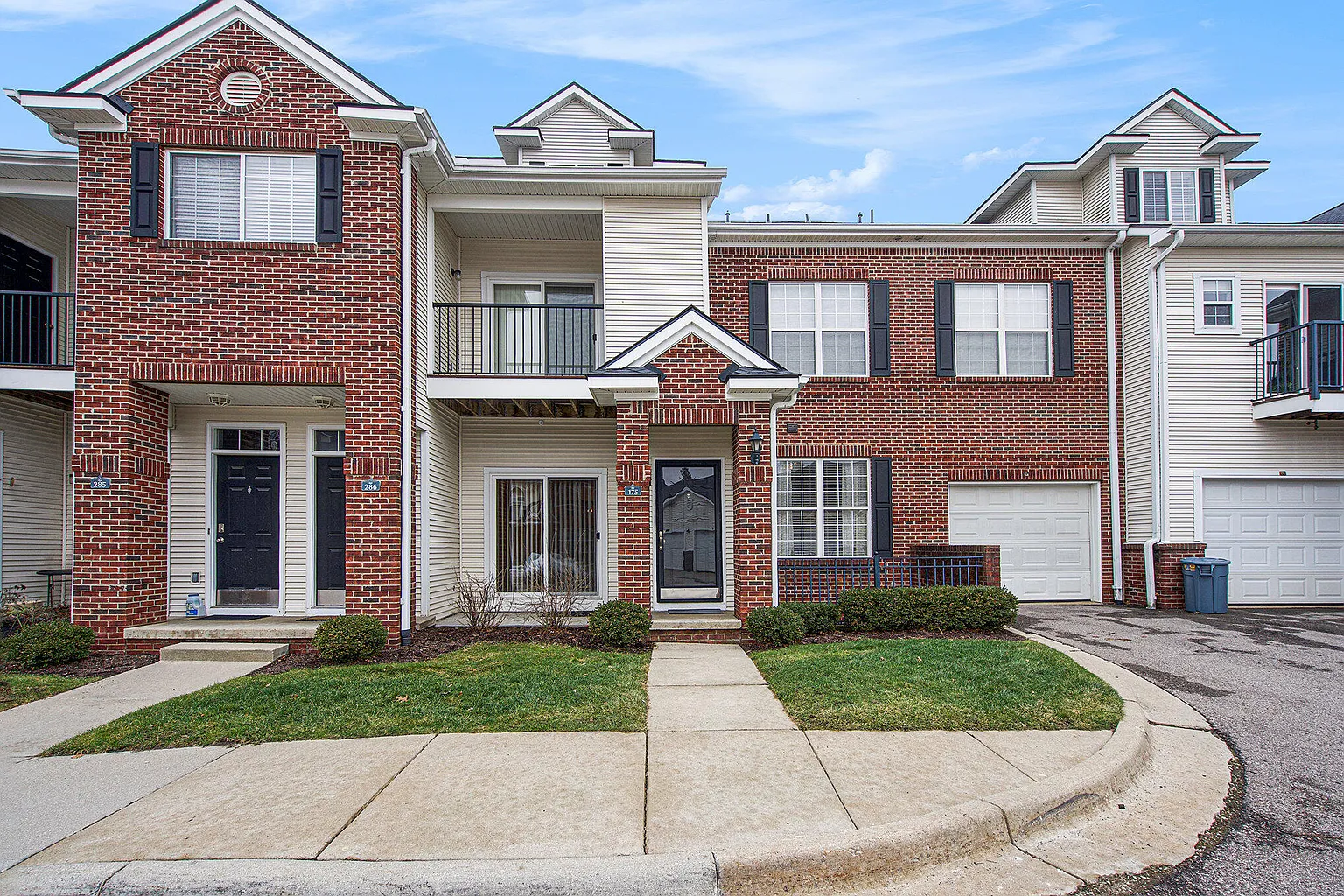 331 Scio Village Ct Unit 175 photo 1