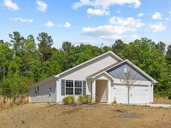 106 Ivy Bank Dr, Angier, NC 27501