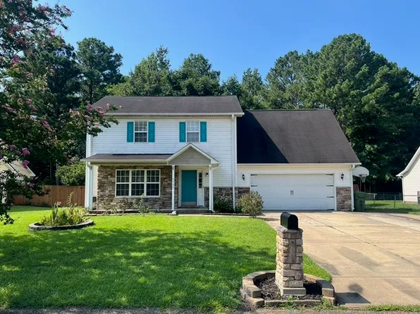 5433 Biscoe St, Hope Mills, NC 28348