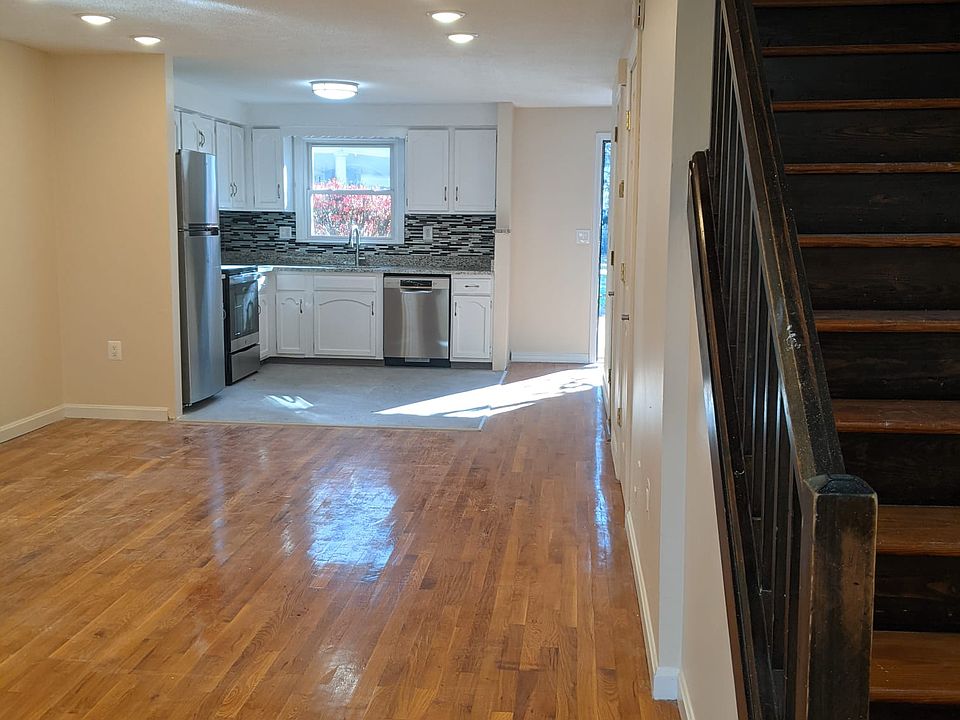 The Mansion Apartments 2028 Otis St Manchester CT Zillow