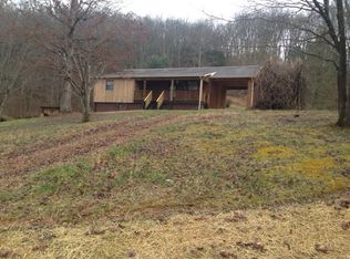 1120 Camellia Rd, Newport, TN 37821