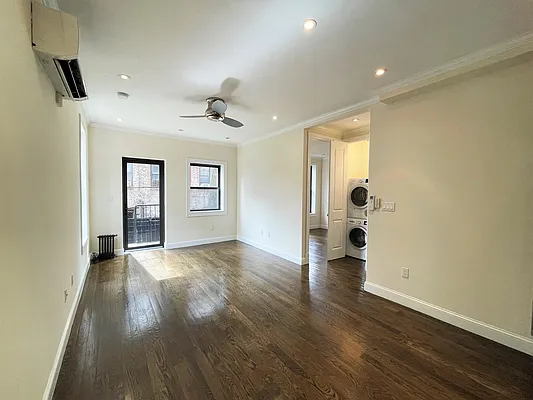 Rented by Avenues Real Estate | media 2