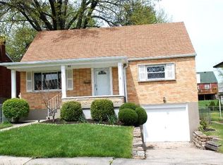 5548 Green Acres Ct, Cincinnati, OH 45248
