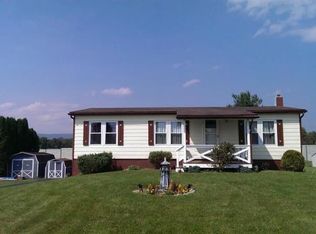 2125 Newville Rd, Carlisle, PA 17015