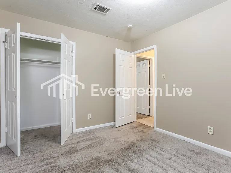 209 Stevenson St — Photo 12