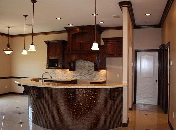 3rd image of 2004 Mimosa Dr