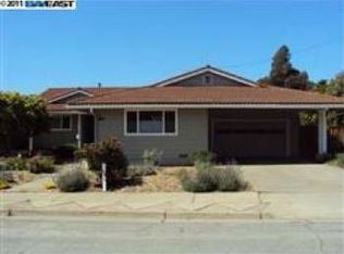 2724 Oakes Dr, Hayward, CA 94542