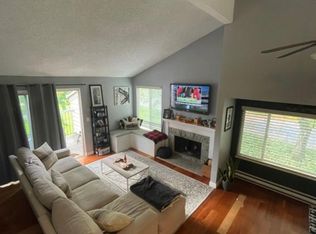 11916 SW Boones Bend Dr, Beaverton, OR 97008