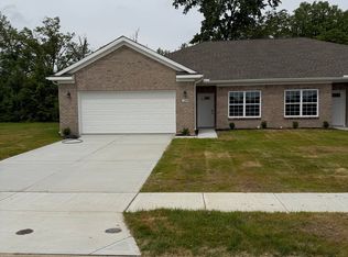 239 Riesling Dr #239, Englewood, OH 45322