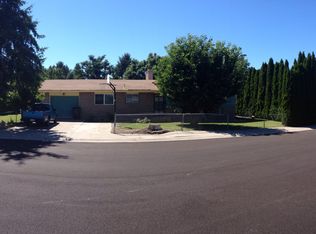 1744 S Everett Pl, Kennewick, WA 99337