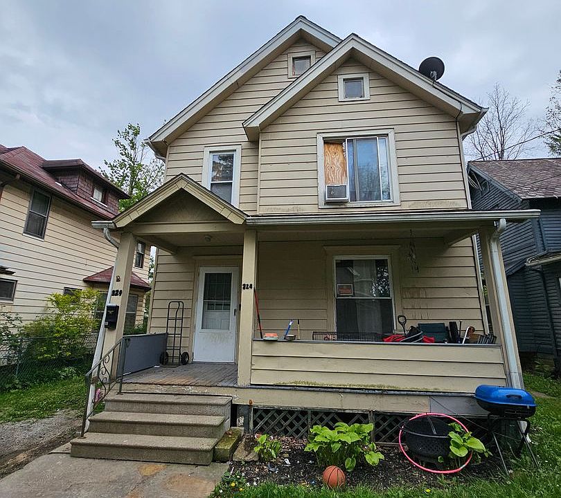 1st image of 224 Gates Ave