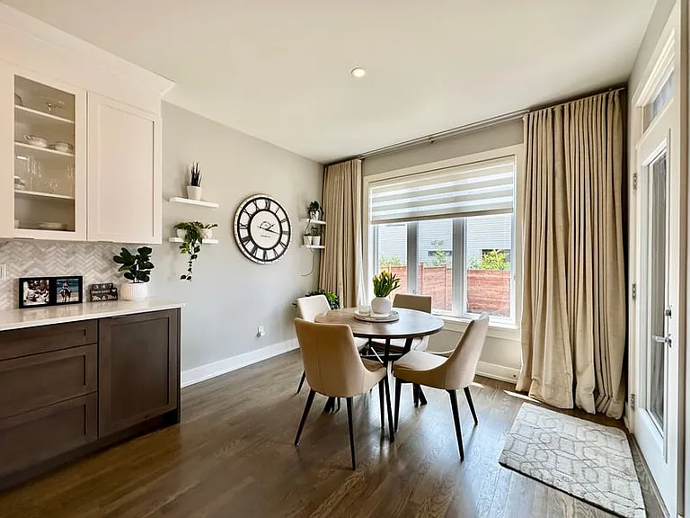 264 W Ridge Dr — Photo 4