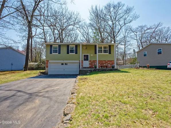 59 Wagon Wheel Trail, Saratoga Springs, NY 12866