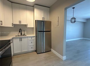 5731 NW 37th St APT 500-F, Virginia Gardens, FL 33166