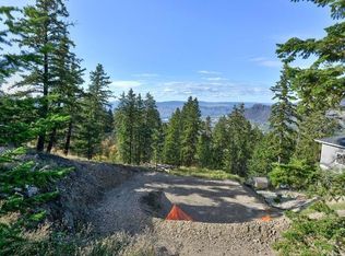 2069 High Schylea Dr, Kamloops, BC V2E 1L4