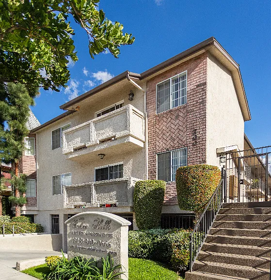 Cedar Hills — Photo 2