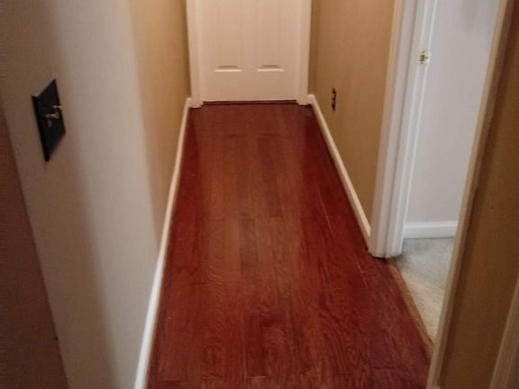 4th image of 1449 Christiana Dr