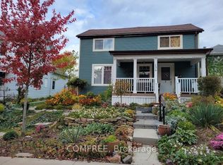 136 John St, Gananoque, ON K7G1A5