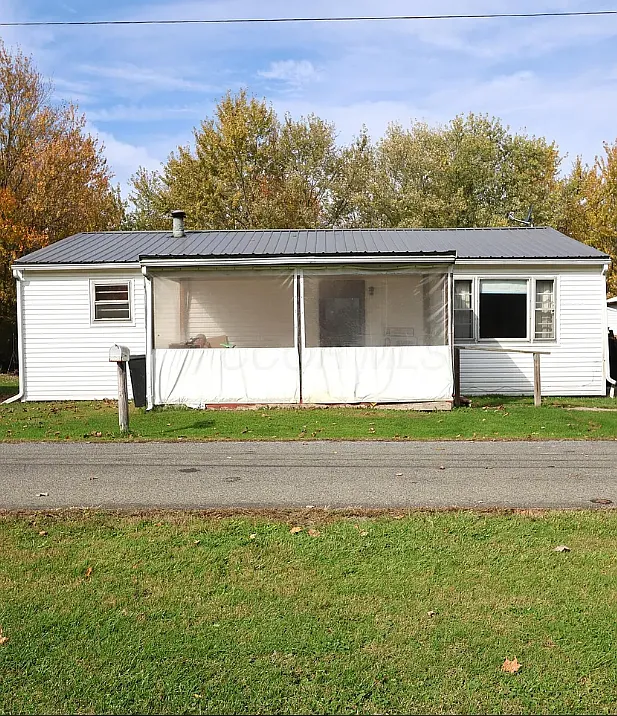3 bed, 1280 sqft, $1,400 — Photo 2