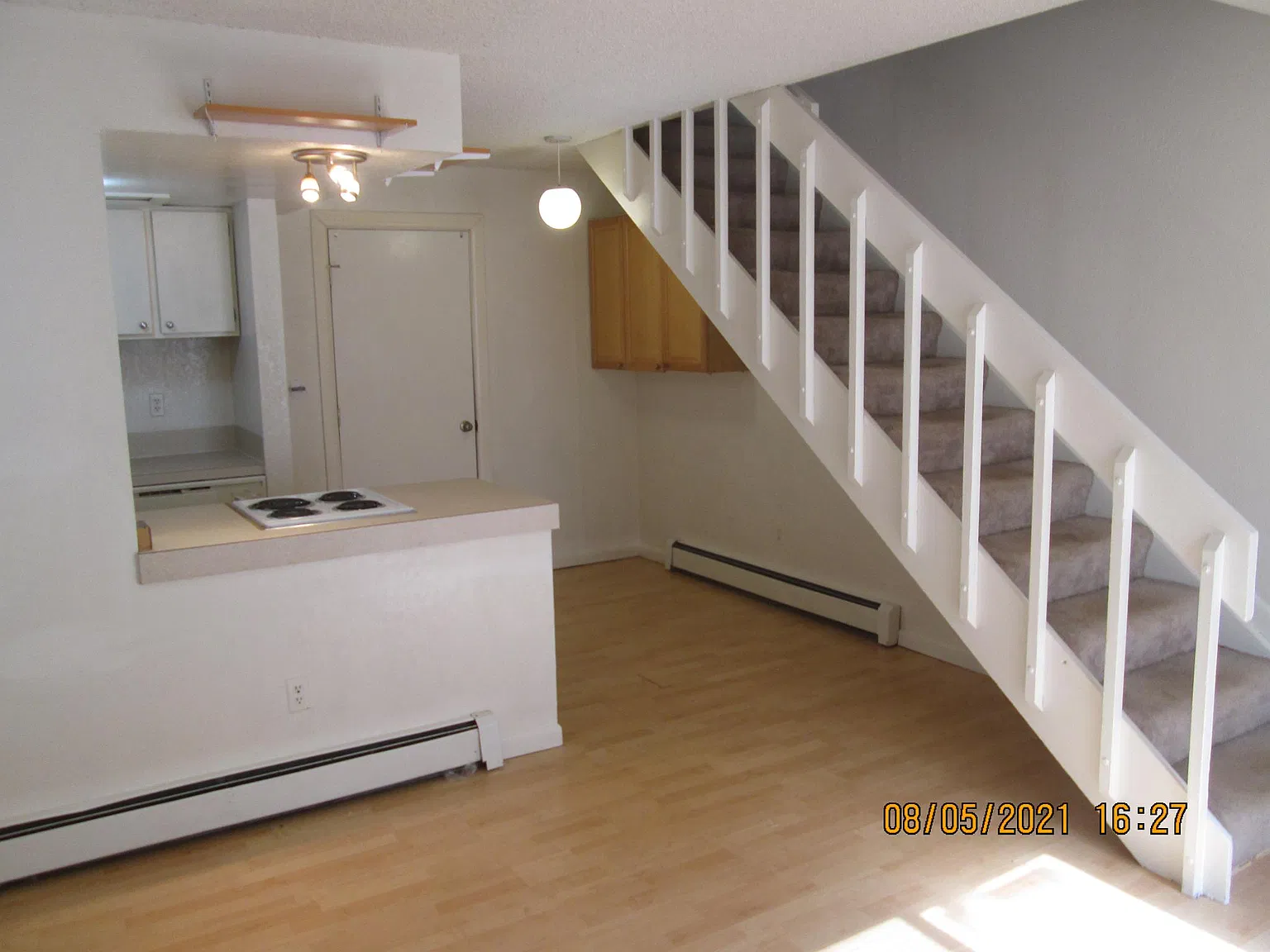 3 bed, 1100 sqft, $3,350 — Photo 4