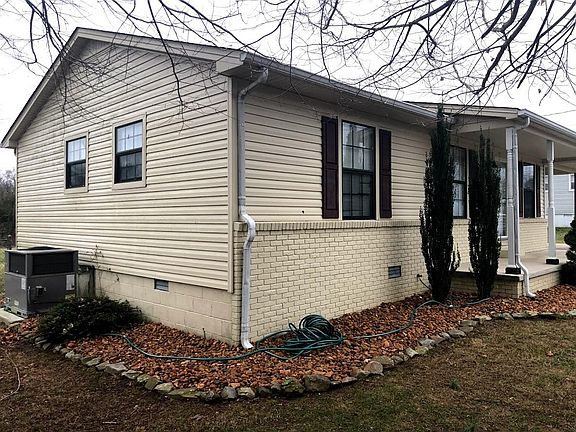 2nd image of 66 Dillon St