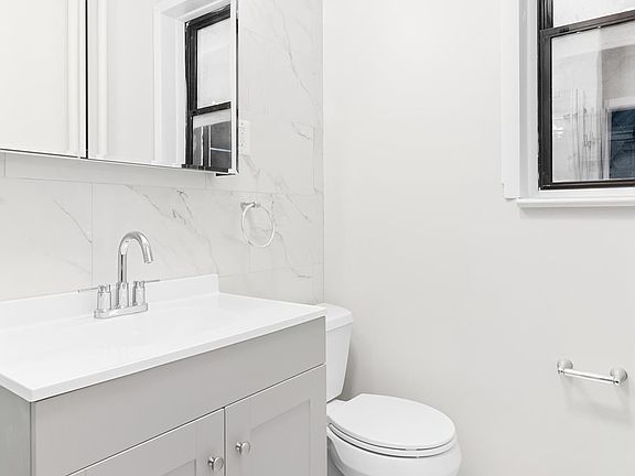 5th image of 100 Prospect St APT 102