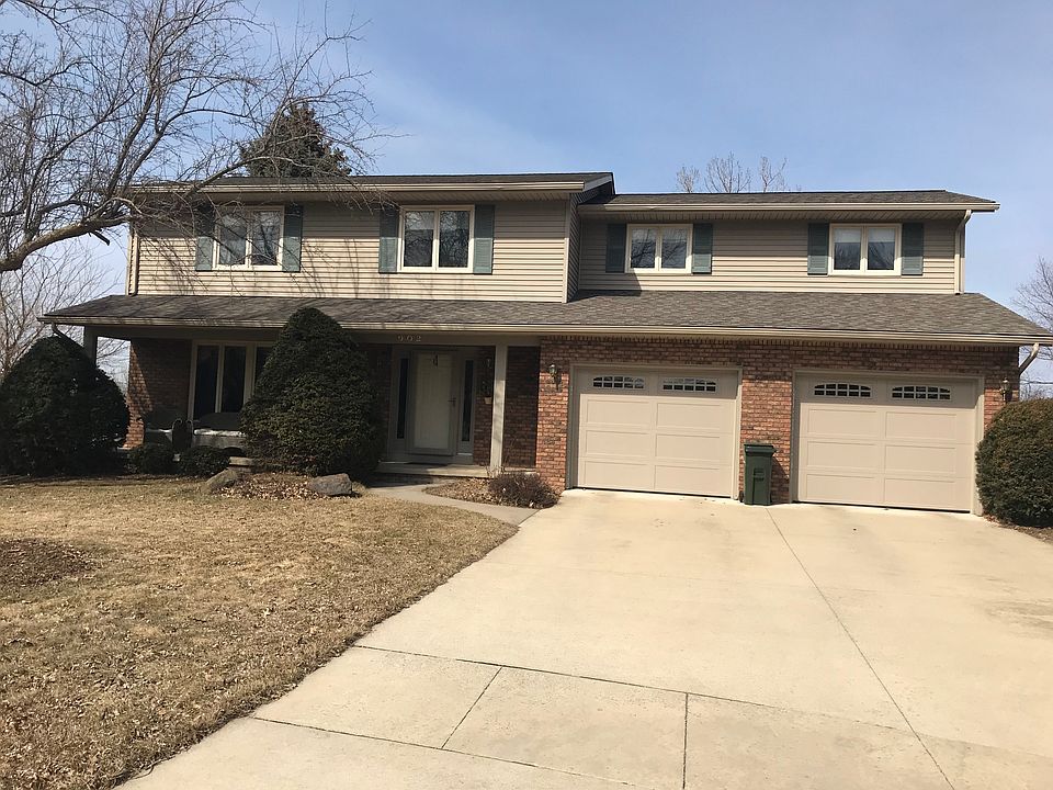 1st image of 902 Juanita Ave