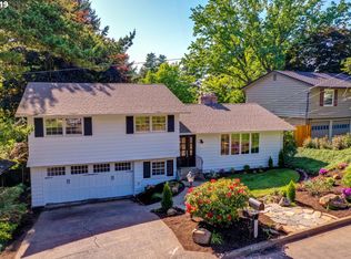 5463 SW 34th Pl, Portland, OR 97239