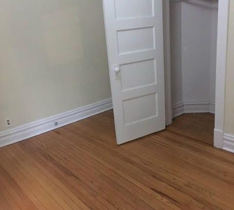 3rd image of 428 W Belden Ave #06A