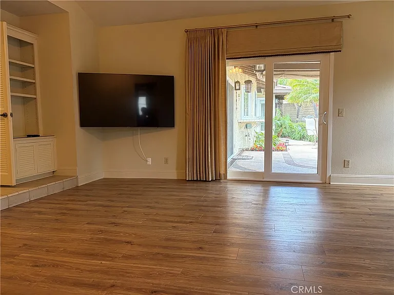 18886 Mount Walton Cir — Photo 44