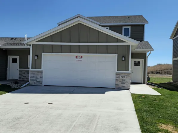 9211 W Ark Pl, Sioux Falls, SD 57106