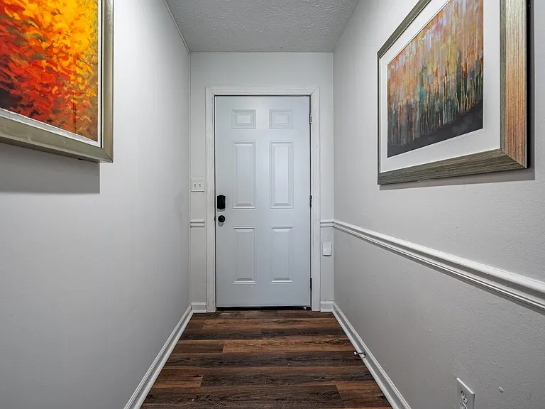 Wesley Way NW — Photo 5