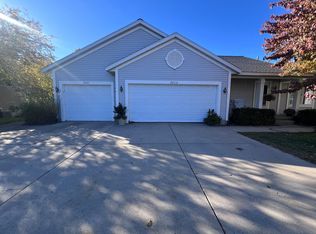 2610 Briarwood Ct SE, Grand Rapids, MI 49512