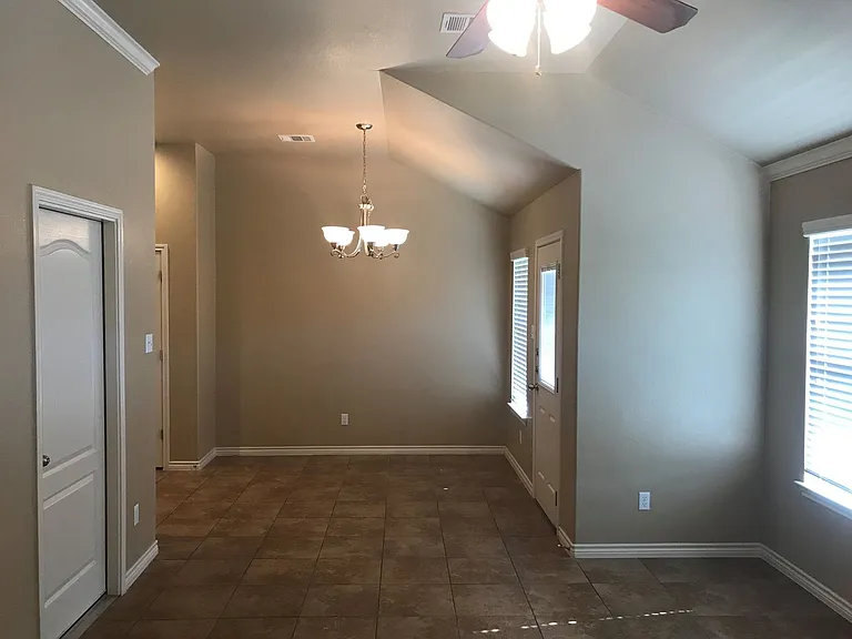 4701B Passion Flower Blvd — Photo 2