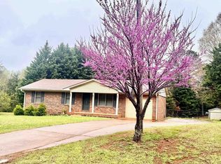 1408 Bonner Rd, Gaffney, SC 29341