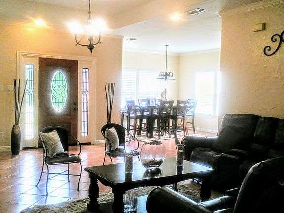 5th image of 2215 Water Crest Ln