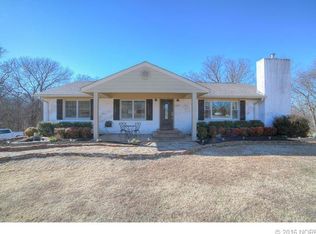 1516 Smysor Dr, Bartlesville, OK 74006