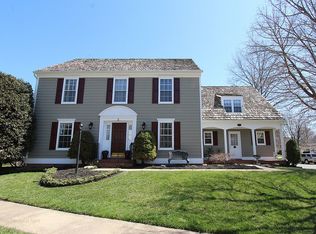 2 Flameleaf Ct, Gaithersburg, MD 20878