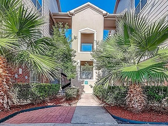 3rd image of 6289 Wilcrest Dr APT 1102