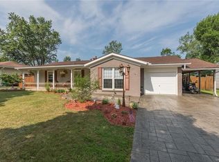 70 Brookwood Dr, Hamburg, NY 14075