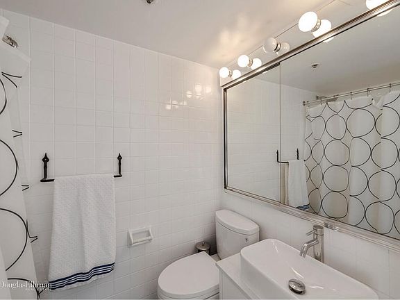 4th image of 801 Broadway #321