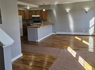 5 High St UNIT 5A, Poughkeepsie, NY 12601