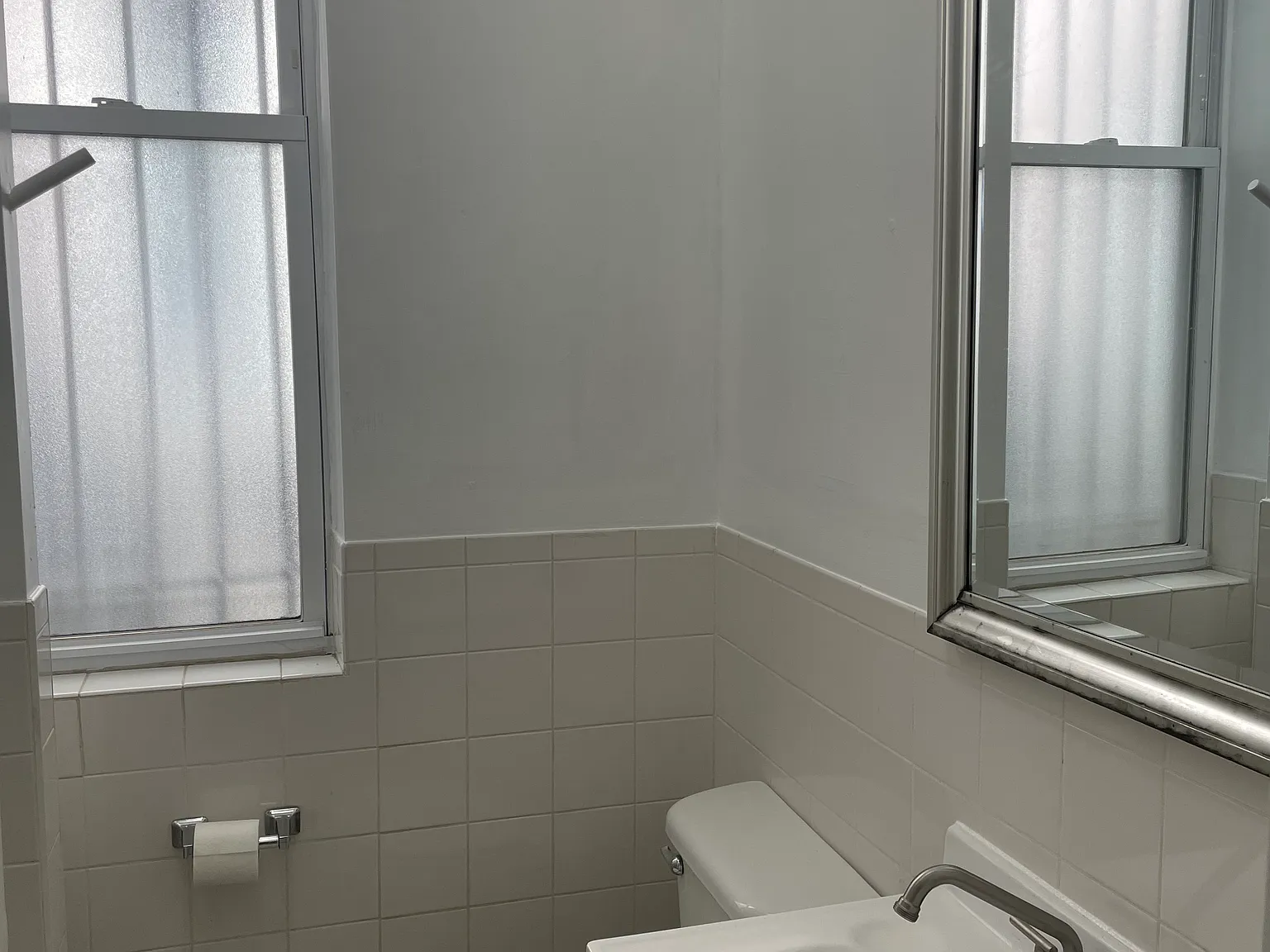 3 bed, 1.5 bath, $2,295 — Photo 4