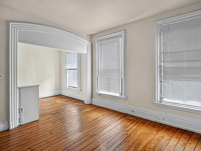 42 Trumbull St — Photo 15