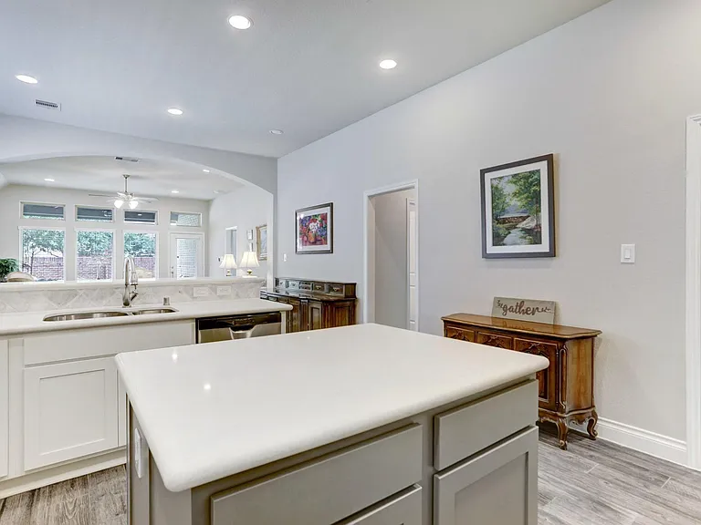 8126 Silverspot Ln — Photo 13