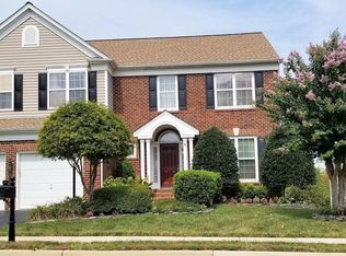 8210 Paper Birch Dr, Lorton, VA 22079